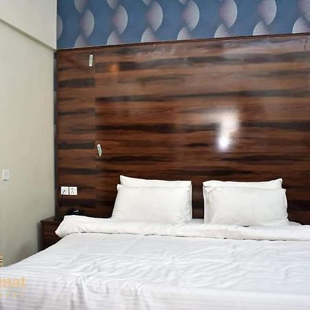Diplomat Inn การาจี ภายนอก รูปภาพ