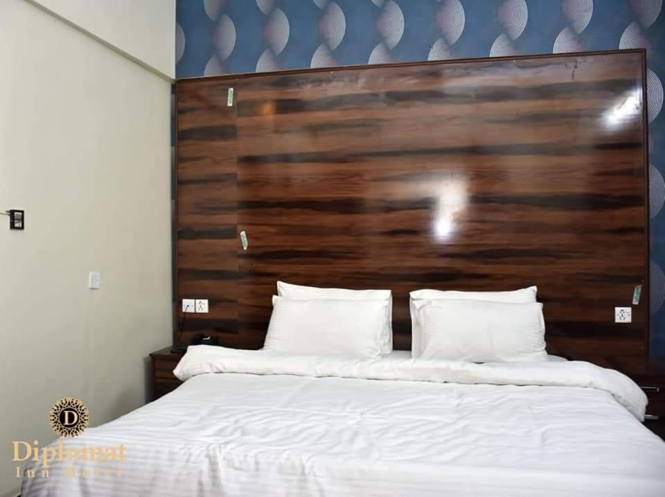 Diplomat Inn การาจี ภายนอก รูปภาพ